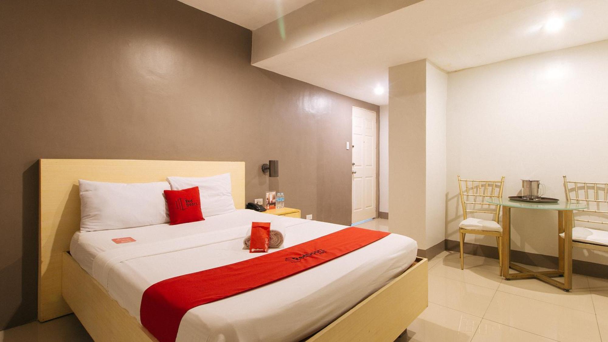 Reddoorz At Samat Mandaluyong Hotel Екстериор снимка