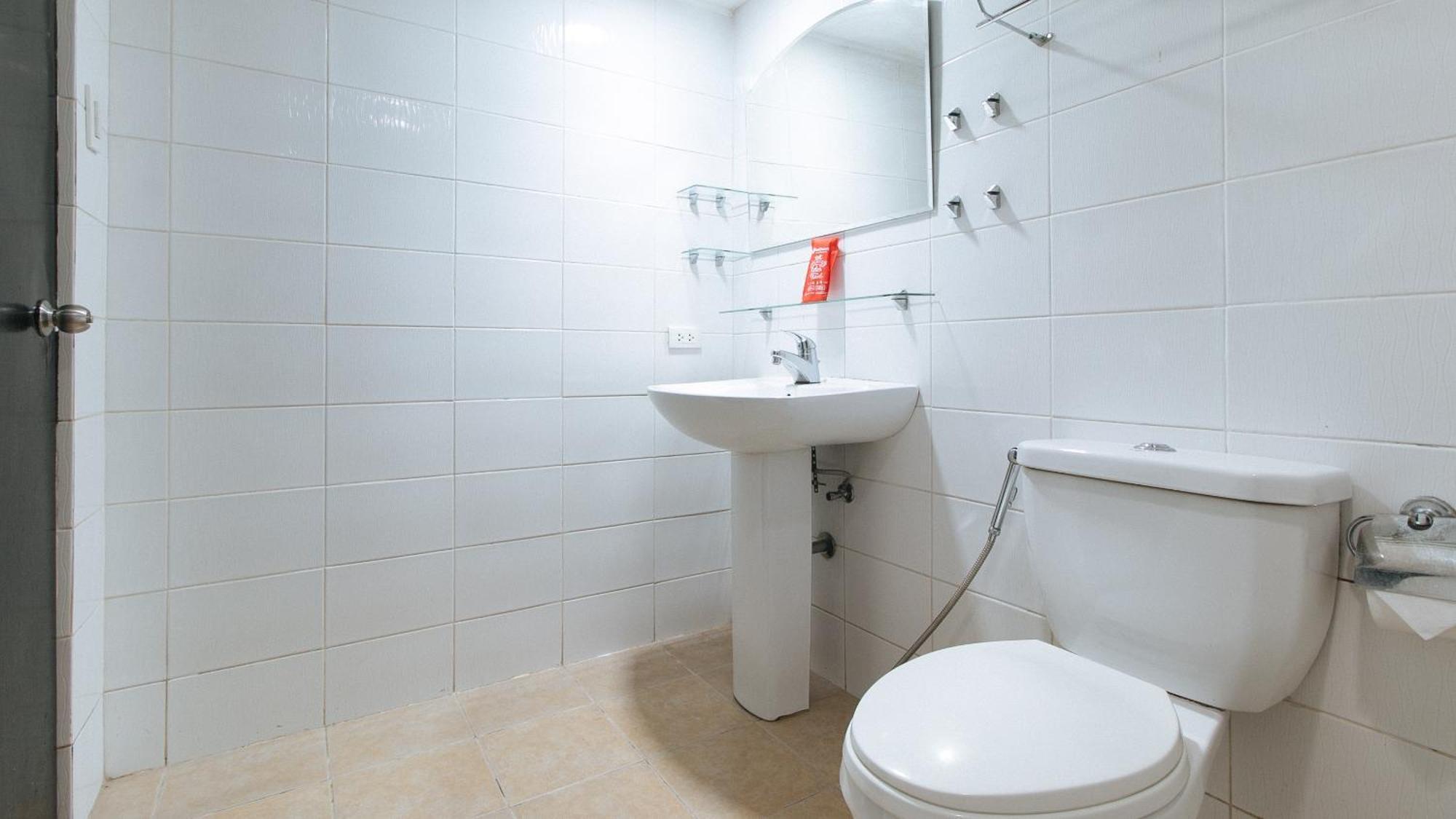 Reddoorz At Samat Mandaluyong Hotel Екстериор снимка