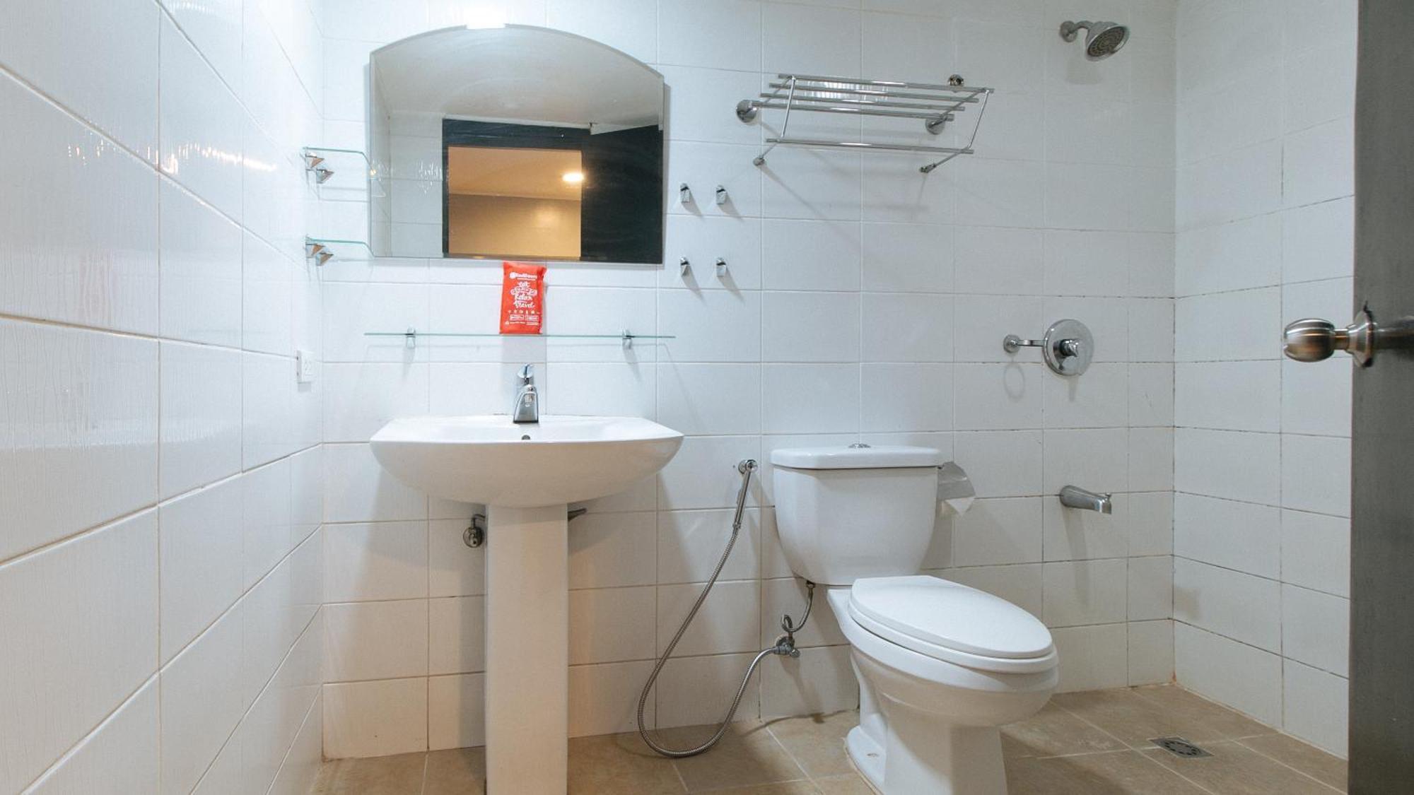Reddoorz At Samat Mandaluyong Hotel Екстериор снимка