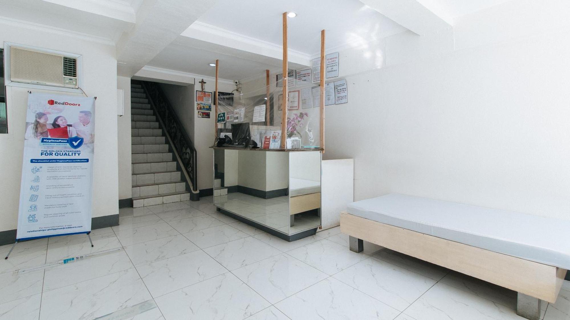Reddoorz At Samat Mandaluyong Hotel Екстериор снимка