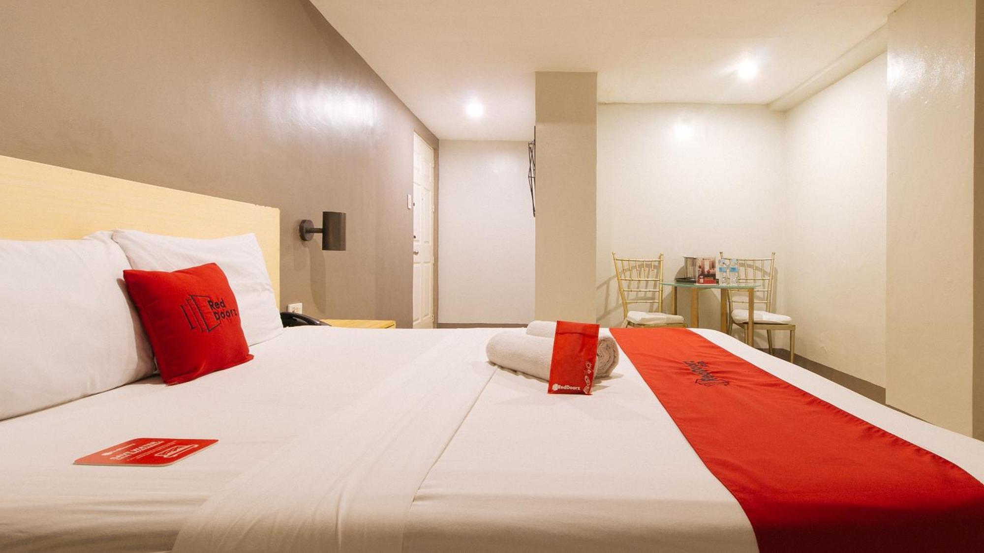Reddoorz At Samat Mandaluyong Hotel Екстериор снимка